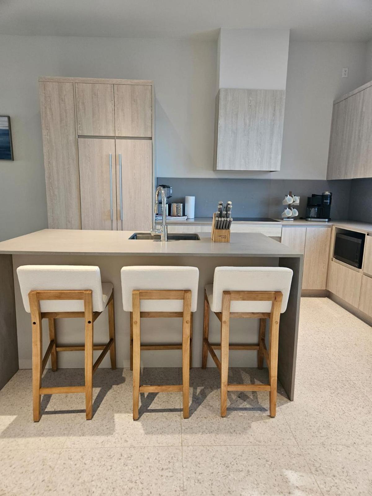 Appartement Zen Den At Beach, Westend Gated Community Nassau